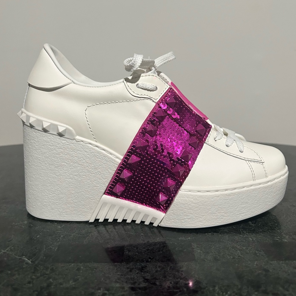 NWOT AUTHENTIC Valentino Garavani Rockstud Untitled Platform Sneakers. BEAUTIFUL - Picture 8 of 16